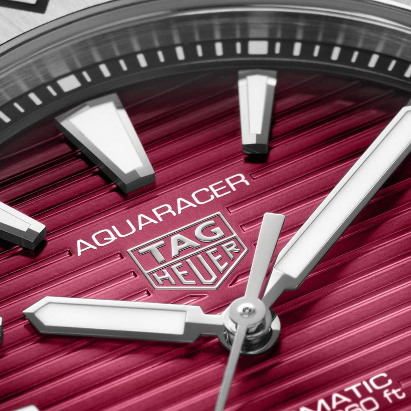 Tag Heuer Aquaracer Professional 200 Men's Red Watch WBP2111.BA0627