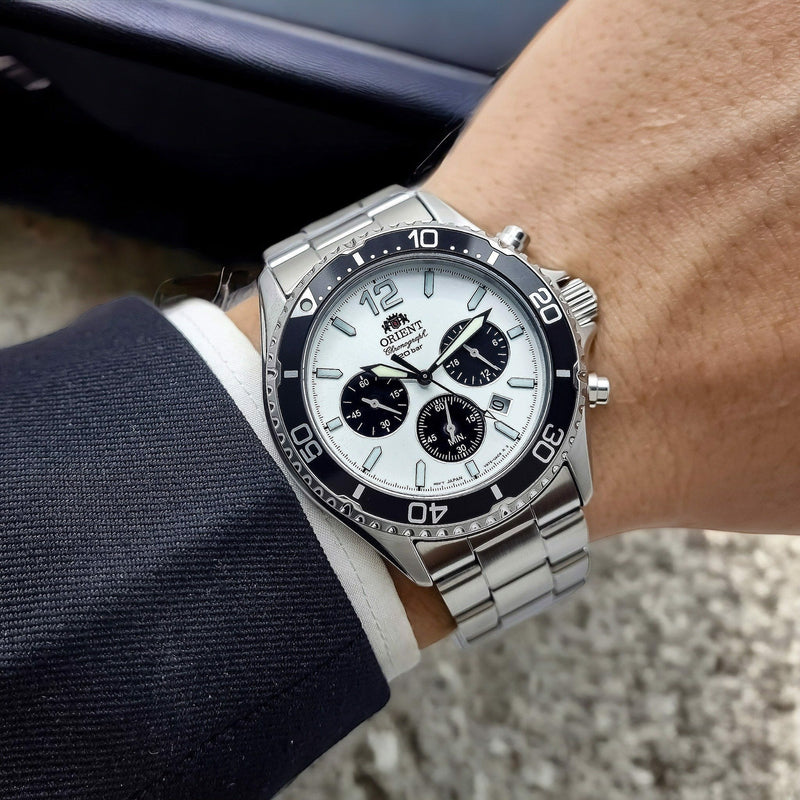 Orient solar outlet chronograph