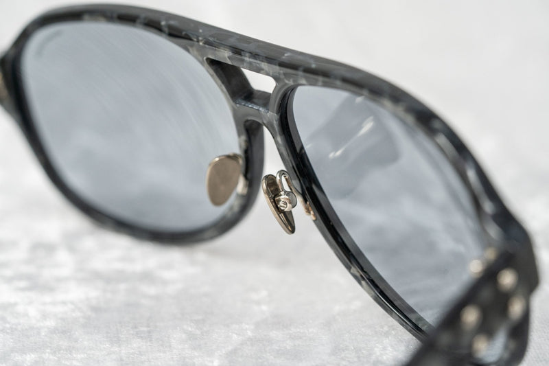 Kris Van Assche Sunglasses Grey Tortoise Shell with Grey Graduated Lenses Category 2 - KVA20C2SUN - WatchPilot