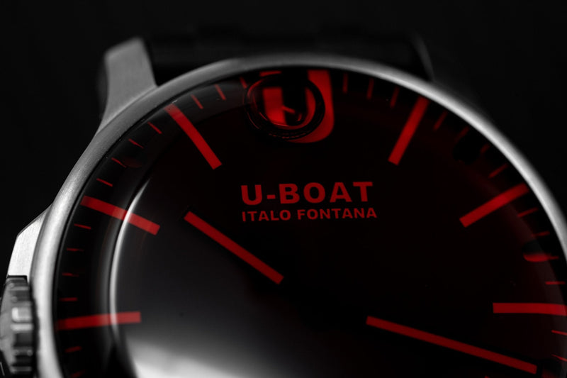 U-Boat Darkmoon 44 Red Steel - WatchPilot