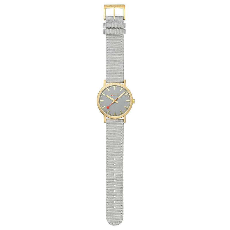 Analogue Watch - Mondaine Classic Unisex Grey Watch A660.30360.80SBU