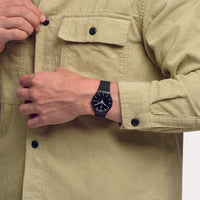 Minimalist Watch by Swatch - Swatch Mono Black Review (Swatch SUOB720) 